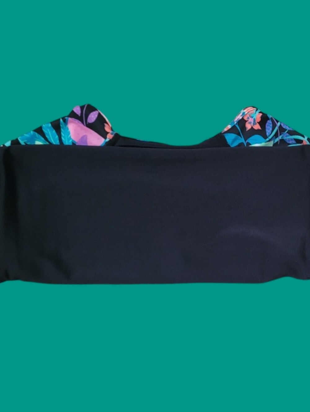 Speedo GIrl's Color-blocked Rash-Guard Swim Top - Picture 7 of 8